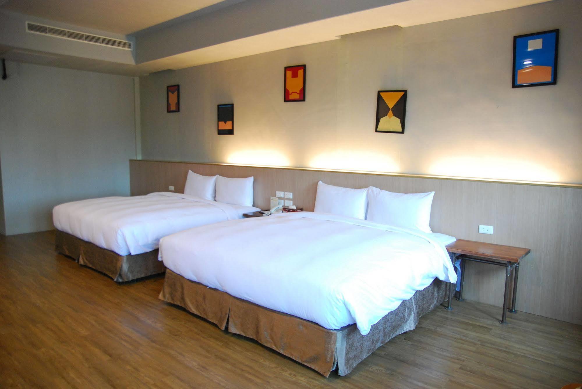 Tourism Inn Tainan Exteriör bild
